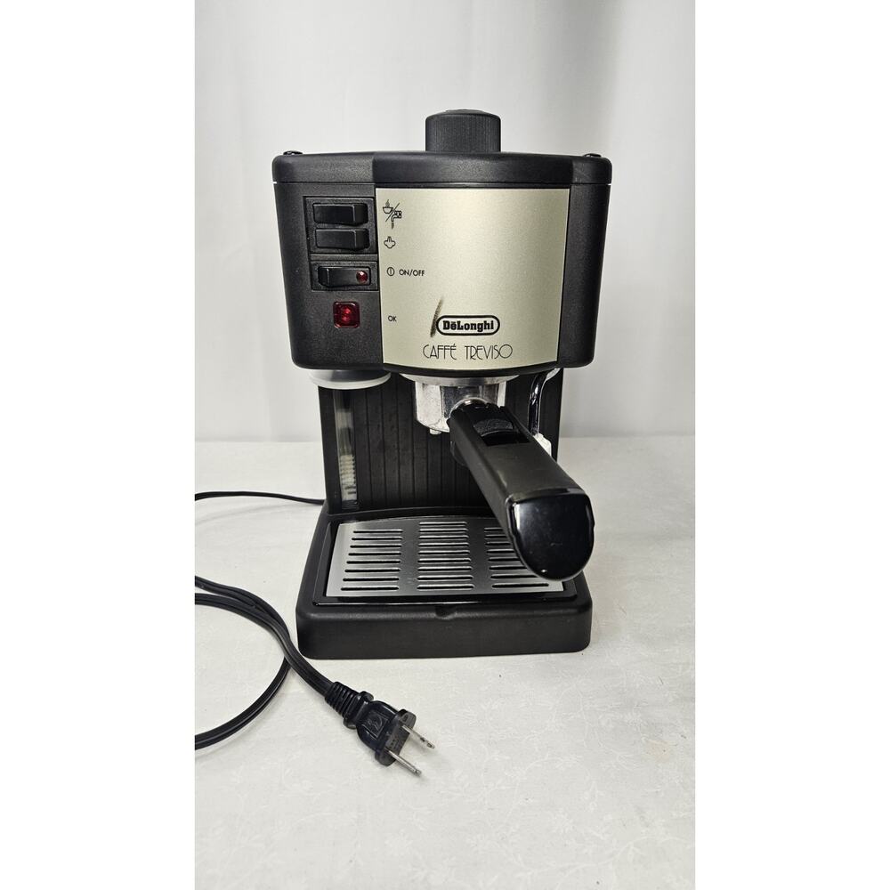 DeLonghi Caffe Treviso Pump Driven Espresso/Cappuccino Maker 15 Bar